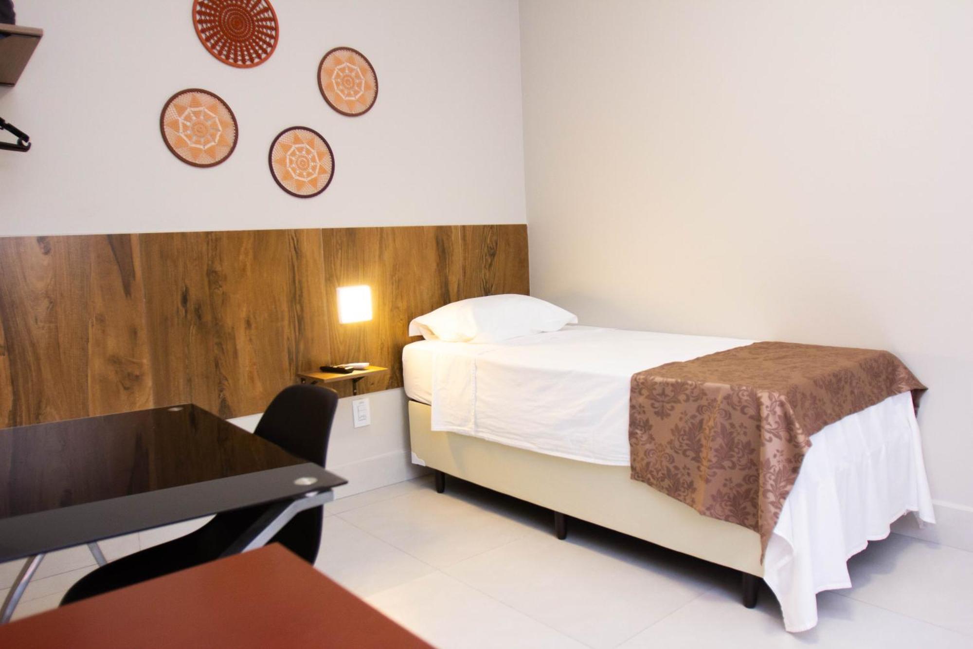 Fiori Suites Goiânia Quarto foto